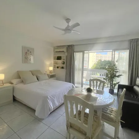 Apartment Aries Levante Beah